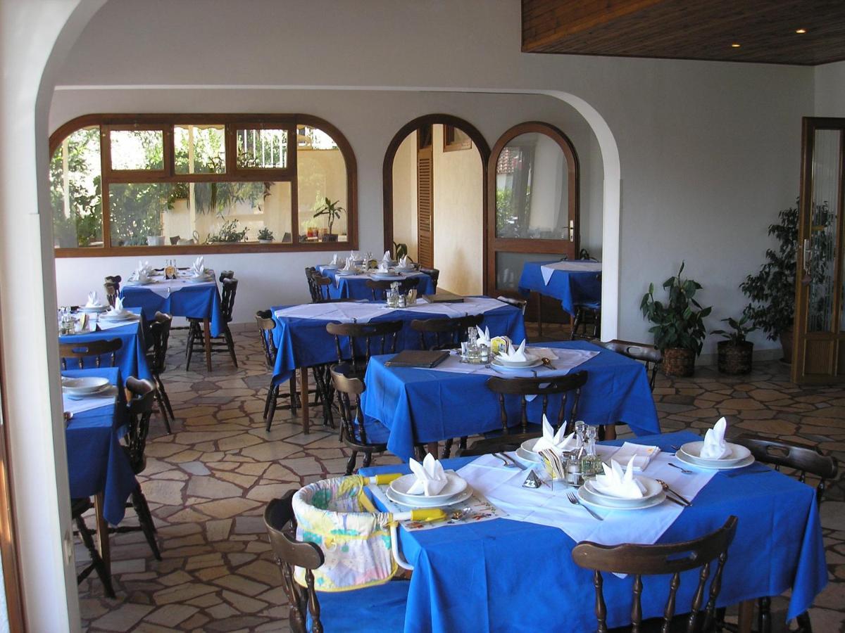 Pansion Klaudija Bed & Breakfast Crikvenica Exterior foto